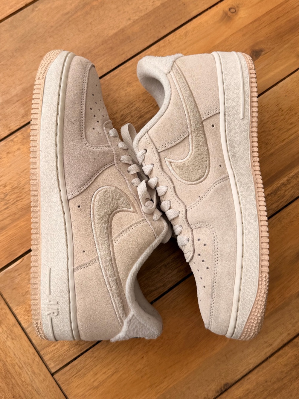 Nike Air Force 1 Low '07 SE
Sanddrift Gum Fleece (Women's)